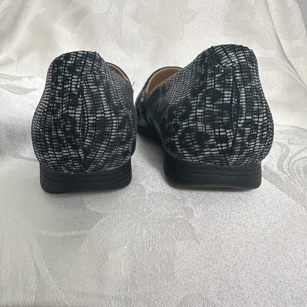 Dansko Gray Larisa Leopard Slip On Flats Leather Size 39 - Picture 8 of 13